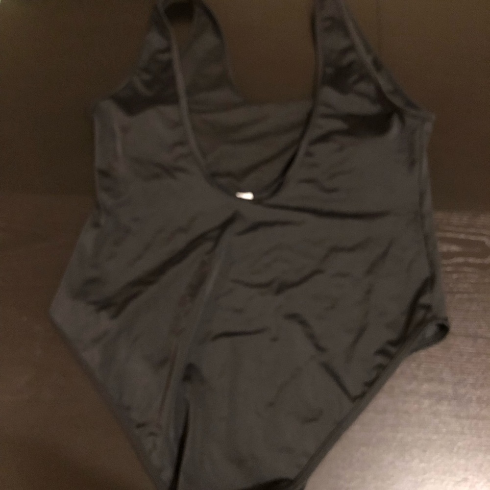 Bathing suit - Picture 2 of 3